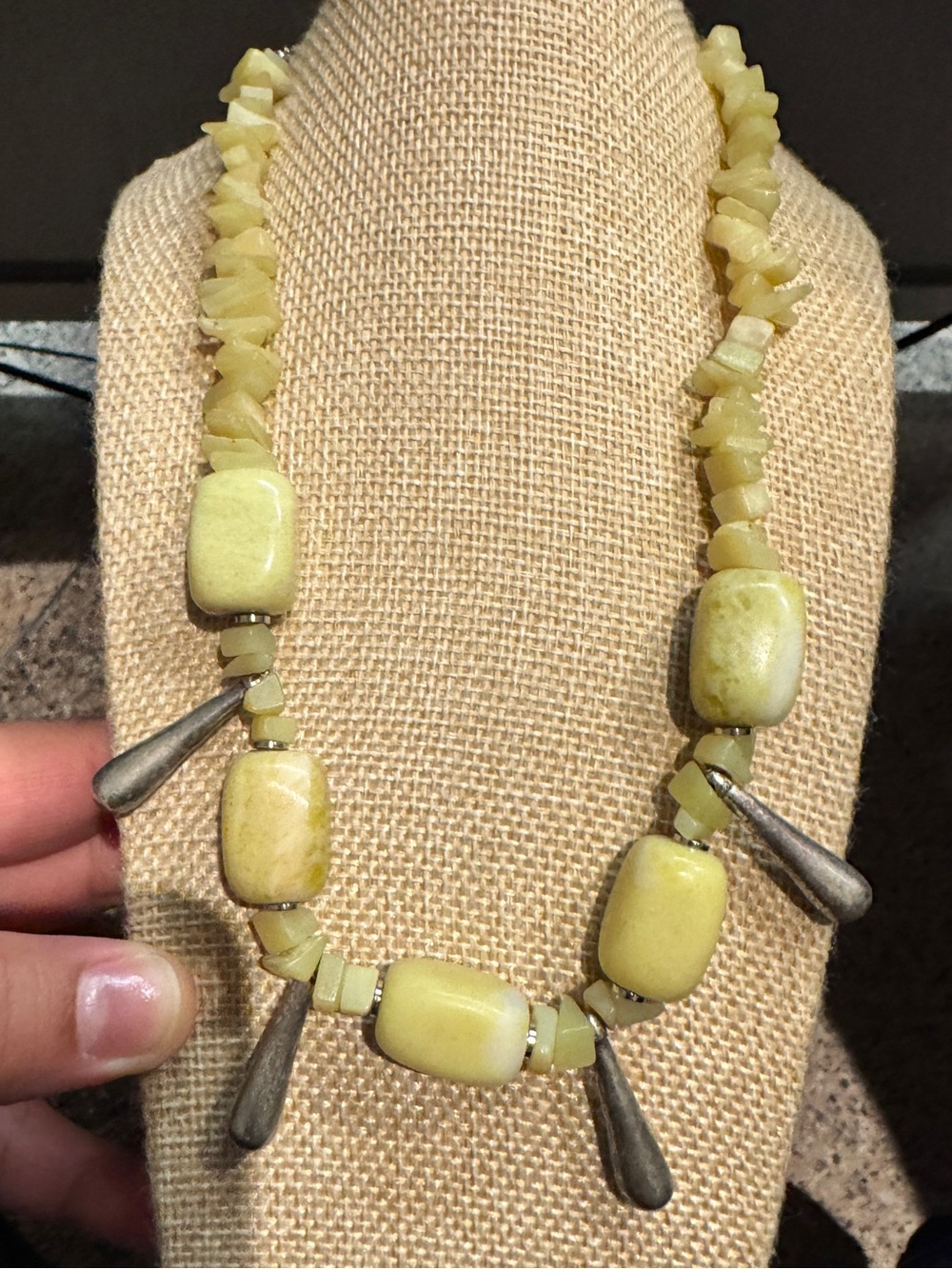 Vintage Green/yellow Stone & Silver Teardrop Necklace